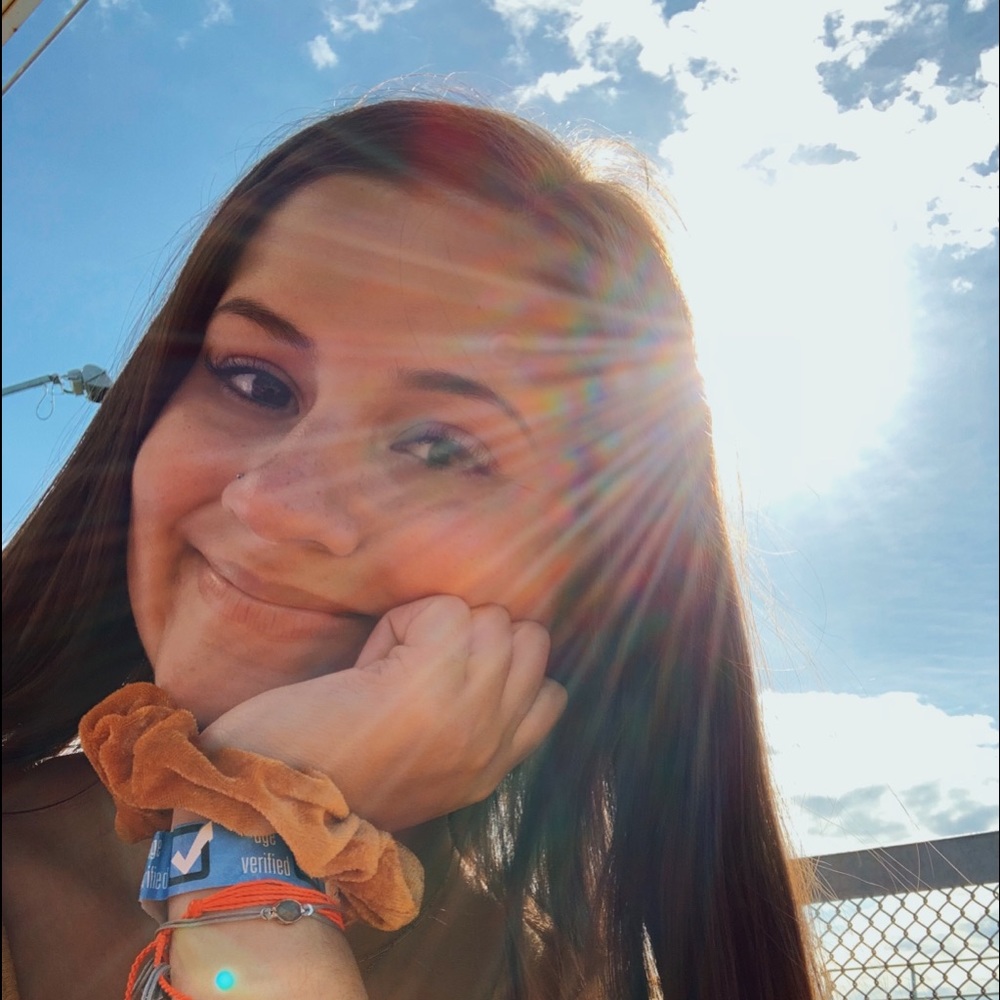 Meet your Posher, Emily